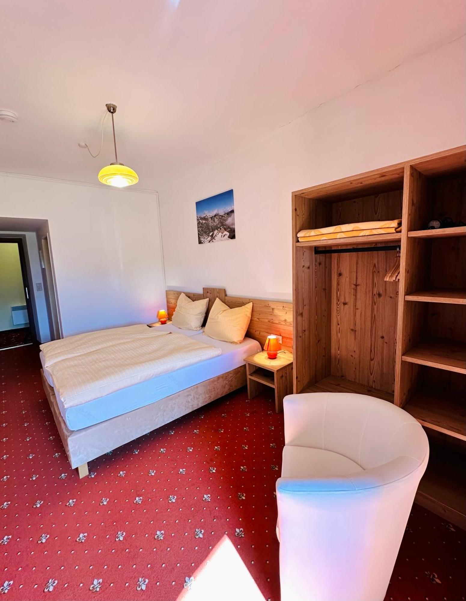 Landhotel Gasthof Eichhof Natters Exterior foto