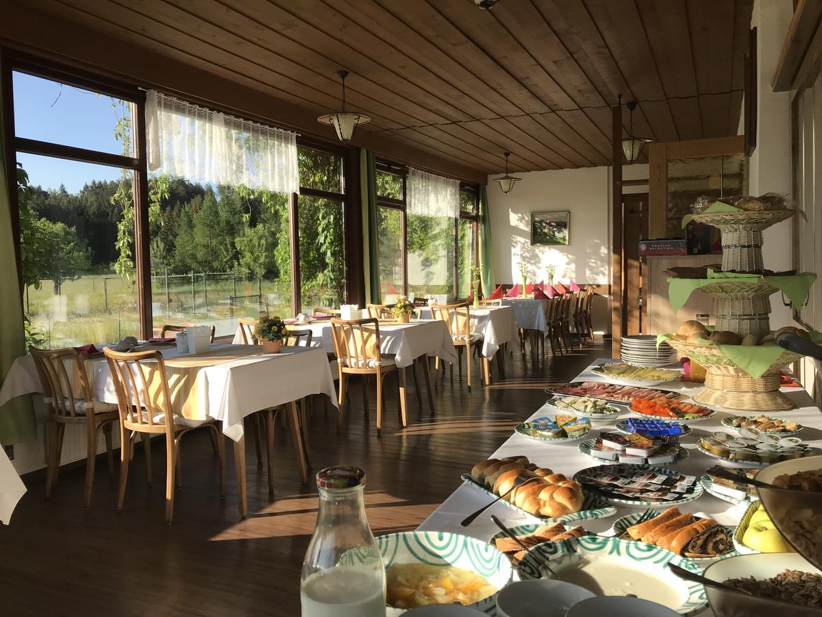 Landhotel Gasthof Eichhof Natters Exterior foto